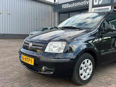 Fiat PANDA 1.2 Sempre 5-deurs apk 11-11-2023 airconditioning elektrische pakket trekhaak cd-speler 110dzkm nap nette auto