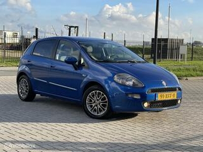 Fiat PUNTO Evo 1.3 M-Jet Easy Airco/Navi/Trekhaak/Lm/Boekjes