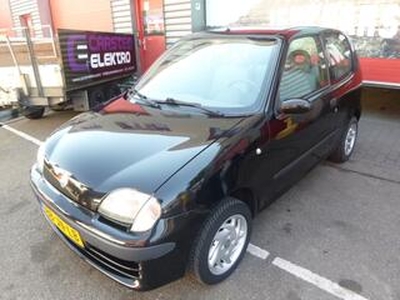 Fiat SEICENTO 1.1 SX,ZUINIG! stuurbekracht,etc.