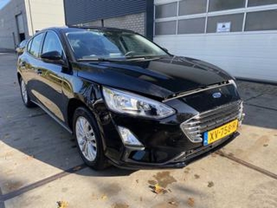 Ford FOCUS 1.0 EcoBoost Titanium Business