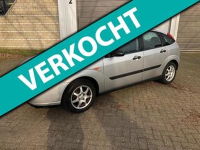 Ford FOCUS 1.6-16V Ghia AIRCO RIJDT GOED