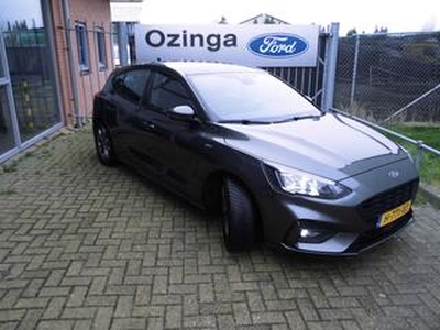 Ford FOCUS EcoBoost ST Line-Panoramadak-sportpakket-cruise navi-st-line pakket eerste eigenaar