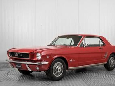 Ford MUSTANG 289 V8 automatic