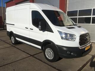 Ford TRANSIT 350 2.2 TDCI L2H2 Trend MOTOR STUK!