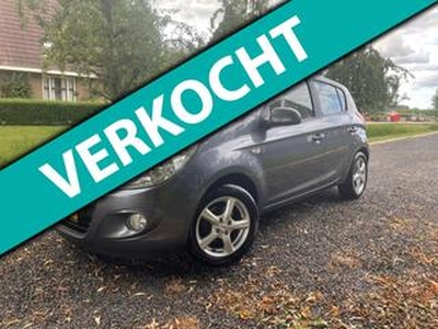 Hyundai I 20 1.2i DynamicVersion Airco NW apk 5 Drs