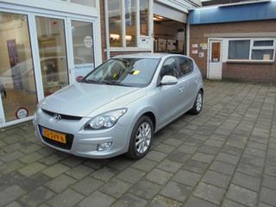 Hyundai I 30 1.6i Style Climate Controle, Boordcomputer