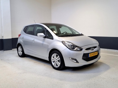 HYUNDAI IX20 1.6i i-Catcher | NL | Automaat | Pano | Leder | Camera | Climate