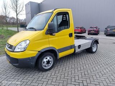 Iveco DAILY 35 S 18 D 375