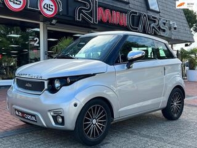 JDM Xheos Range Rover brommobiel Nieuwstaat 45km Aixam