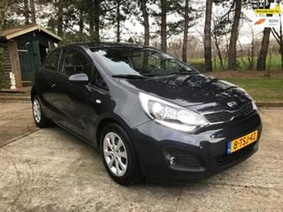 KIA RIO 1.2 CVVT BusinessLine Airco, Cruise control, NAP, Zeer nette auto!