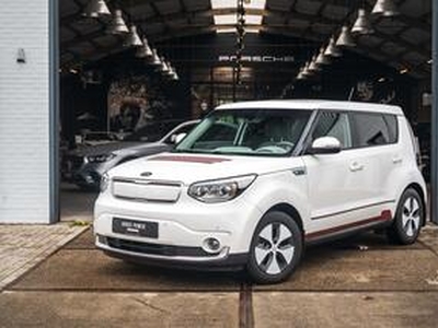 KIA SOUL EV ExecutivePlusLine 27kWh Leder * Camera * Navi |*Stoelverw. * ventilatie |