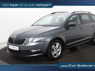 Škoda Octavia Combi 1.0 TSI *Navigatie*Stoelverwarming* Park assist*