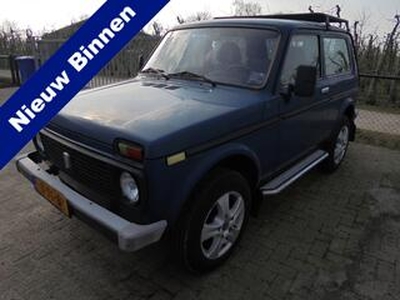 Lada NIVA 1.7i 4x4 **NL-AUTO**VERSN.BAK LAGER HOORBAAR**