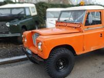 Land Rover 109 Series III pickup stuurbekrachtiging