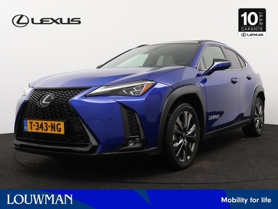 Lexus UX 250h F Sport Design | Leer | Stoelverwarming | Apple CarPlay / Android Auto |