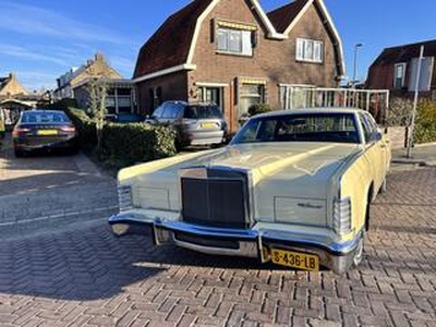 Lincoln TOWN CAR Continental