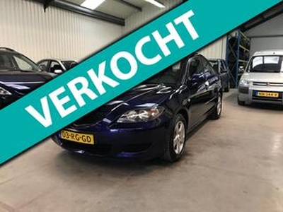 Mazda 3 1.6 Touring