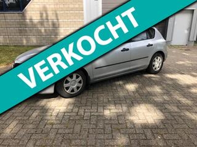 Mazda 3 Sport GEZOCHT GEVRAAGD ALLE 323 626 2 3 5 6 E2200 E2000