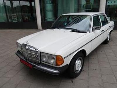 Mercedes-Benz W123 200 230