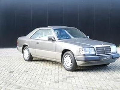 Mercedes-Benz 230 CE automaat