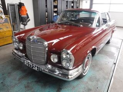 Mercedes-Benz 250