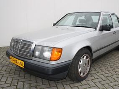 Mercedes-Benz 200 250 D