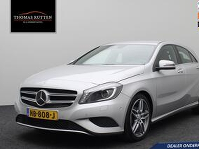 Mercedes-Benz A-KLASSE 180 Ambition 4U3 2015 | Dealeronderhouden | Airco | Cruise Control | Navigatie | Parkeersensoren | Xenon | Boekjes | LED | Lichtmetaal | Stuurbediening