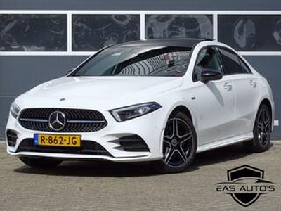 Mercedes-Benz A-KLASSE 250 e AMG Line | Night | Pano | Burmester | Plug-In | 360?camera | Distronic | Sfeerverlichting | BTW | Adaptive cruise control | Achteruitrijcamera | Actieve parkeerassistent met PARKTRONIC