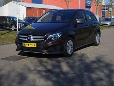 Mercedes-Benz B-KLASSE 180 d Ambition Automaat