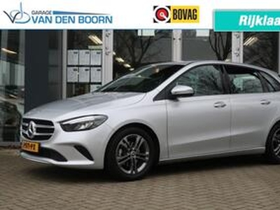 Mercedes-Benz B-KLASSE B180, LED Verlichting, Navi, Clima, etc.