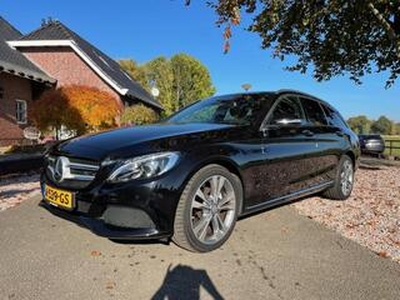 Mercedes-Benz C-KLASSE Gereserveerd!