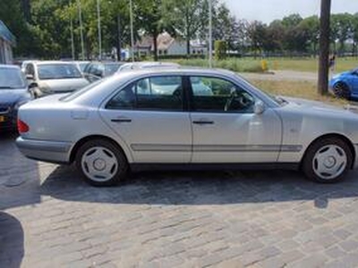 Mercedes-Benz E-KLASSE 280 Avantgarde apk 27-7-2024 , automaat , div ex.