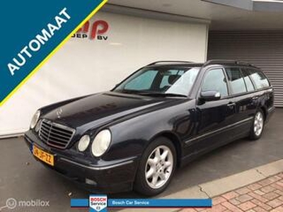 Mercedes-Benz E-combi 240 Avantgarde (youngtimer ) MEENEEMPRIJS AUTO STAAT AL LANG STIL EN LOOPT OOK NIET