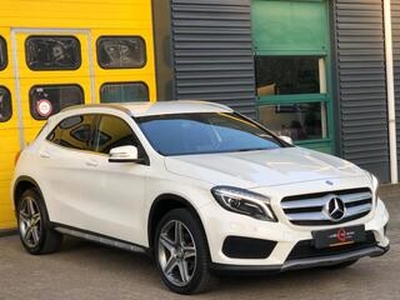 Mercedes-Benz GLA-KLASSE 200 AMG AUT/NAVI/PDC/156PK