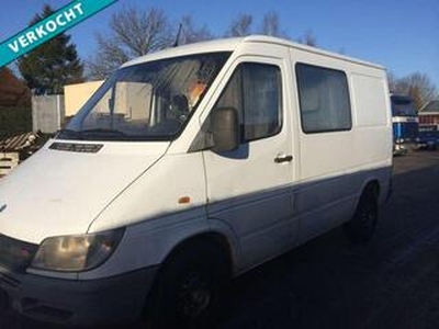 Mercedes-Benz SPRINTER 208 CDI 2.2 300 Original