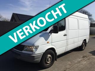 Mercedes-Benz SPRINTER 210 D