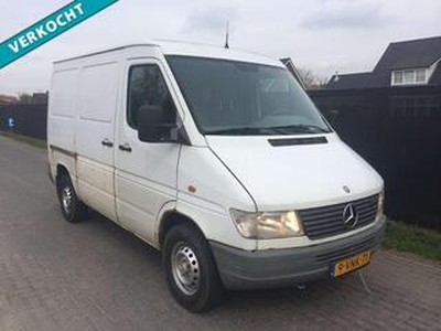 Mercedes-Benz SPRINTER 212 D hoog GVW