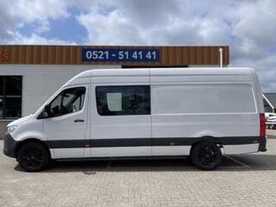 Mercedes-Benz SPRINTER 317 1.9 CDI 170pk L3H2 RWD / luxe DC 5 persoons / rijklaar ? 48.950 ex btw / trekhaak / climate control / achteruit rijcamera / 18 inch velgen met 4 seizoenen banden !