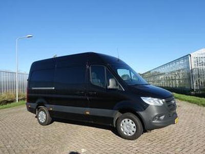 Mercedes-Benz SPRINTER 317 L2H2 Trekhaak 3500kg 360 Camera Airco Navi Cruise