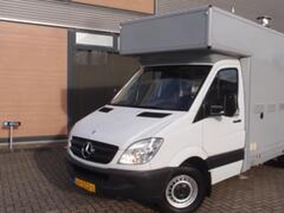 Mercedes-Benz SPRINTER snackwagen foodtruck 16.000 MARGE koeling verwarming keuken vitrine aggregaat euro5 verkoopwagen btw vrij