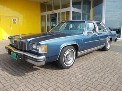 Mercury GRAND MARQUIS 5.0 V8 LPG AUTOMAAT (ORIG. NL AU