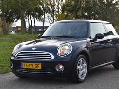 Mini COOPER Mini 1.6 Chili Navigatie Leder + Inruil Mogelijk