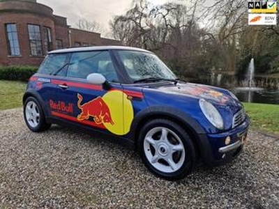 Mini COOPER Mini 1.6 PANO (RED bull) MAX verstappen