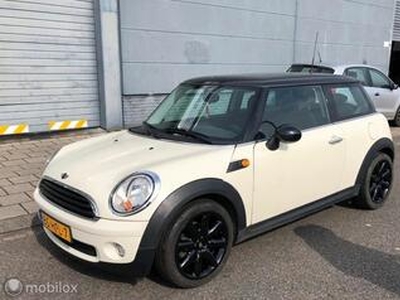 Mini COOPER Mini 1.6 Pepper