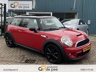 Mini COOPER S 1.6 10 Years II GARANTIE/PANORAMADAK/LEDER/NAVI/CLIMA/CRUISE/LICHTMETAAL rijklaarprijs!