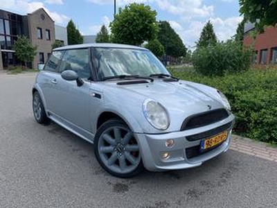 Mini MINI 1.6 Cooper S pakket!! NAP aanwezig!!