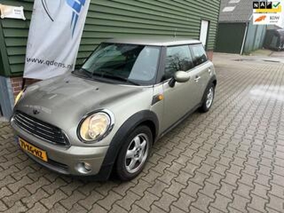 Mini ONE Mini 1.4 Pepper auto rookt een beetje