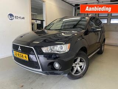 Mitsubishi OUTLANDER 2.2 DI-D Instyle 7PERS. 4WD LEER SCHUIFDAK KEY-LESS XENON