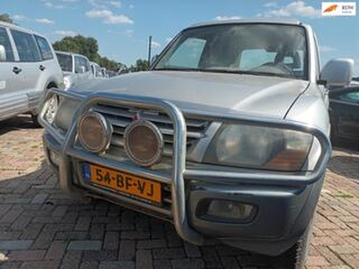 Mitsubishi PAJERO 3.2 Di-D GLS HR - Airco - Trekhaak - Schade