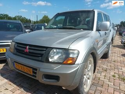 Mitsubishi PAJERO 3.2 Di-D GLX Long Body - Airco - Trekhaak - Schade